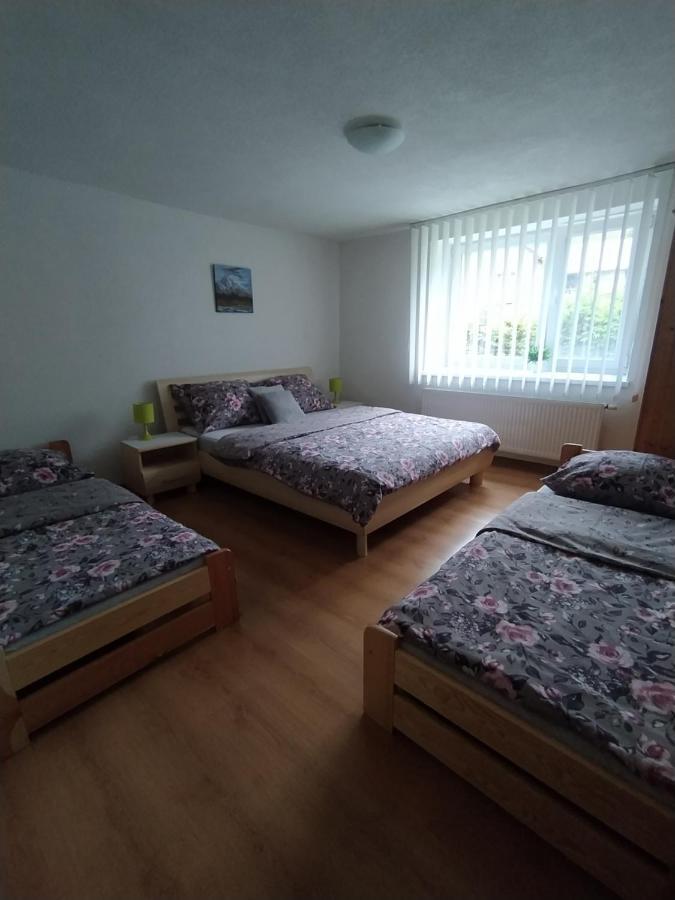 Huty Apartman Karin מראה חיצוני תמונה