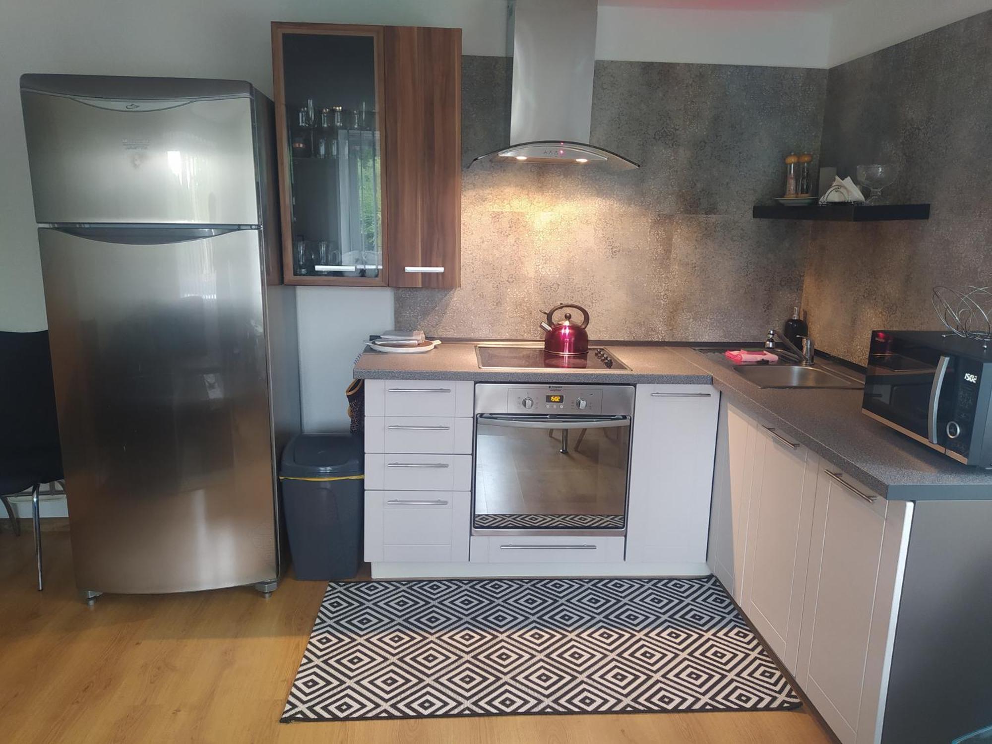 Huty Apartman Karin מראה חיצוני תמונה